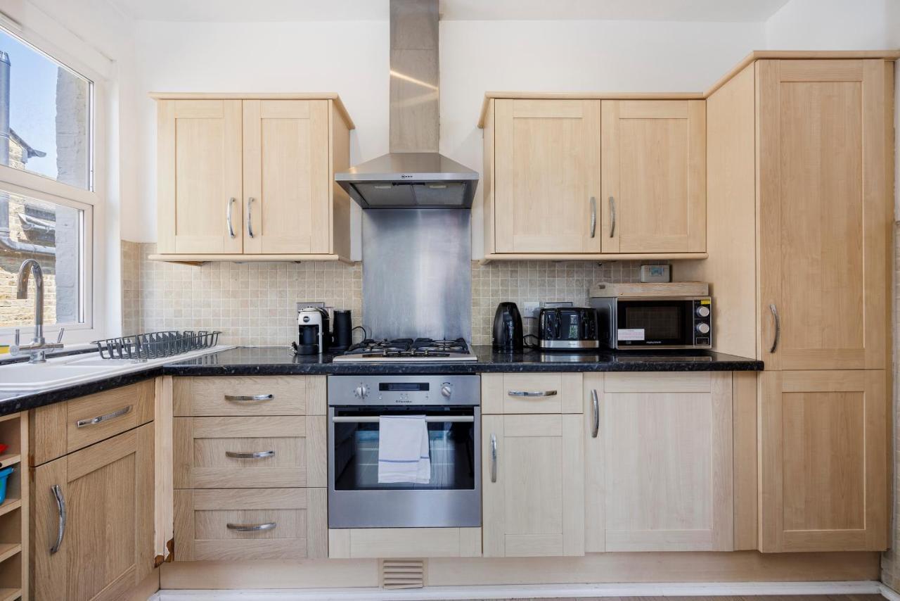 Welcomestay Colliers Wood Two Bed Apartment - Home Away From Home London Exterior photo